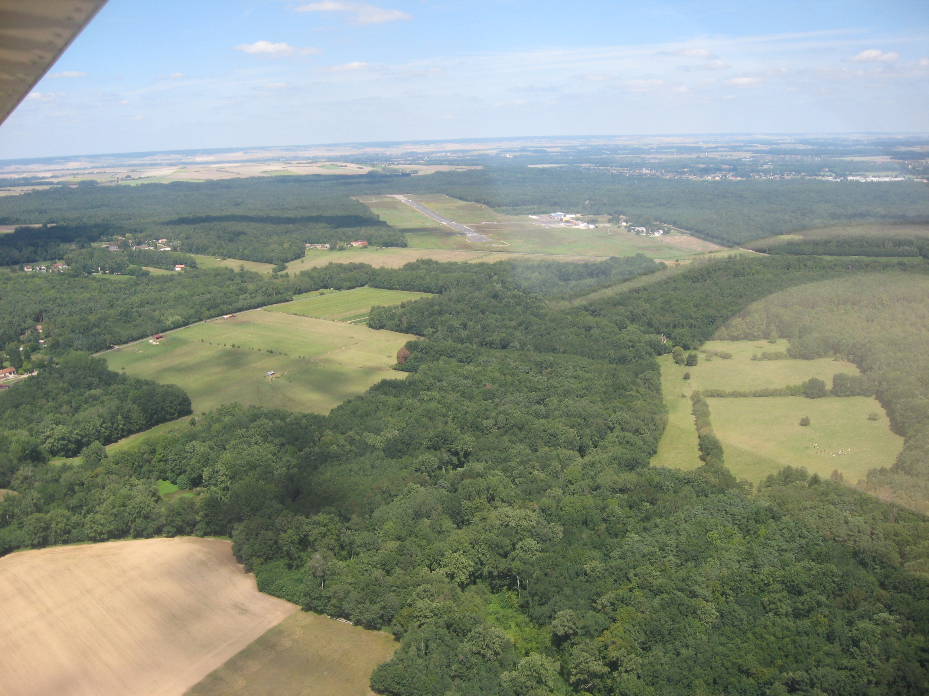 LFLA vue aérienne, étape de base 36